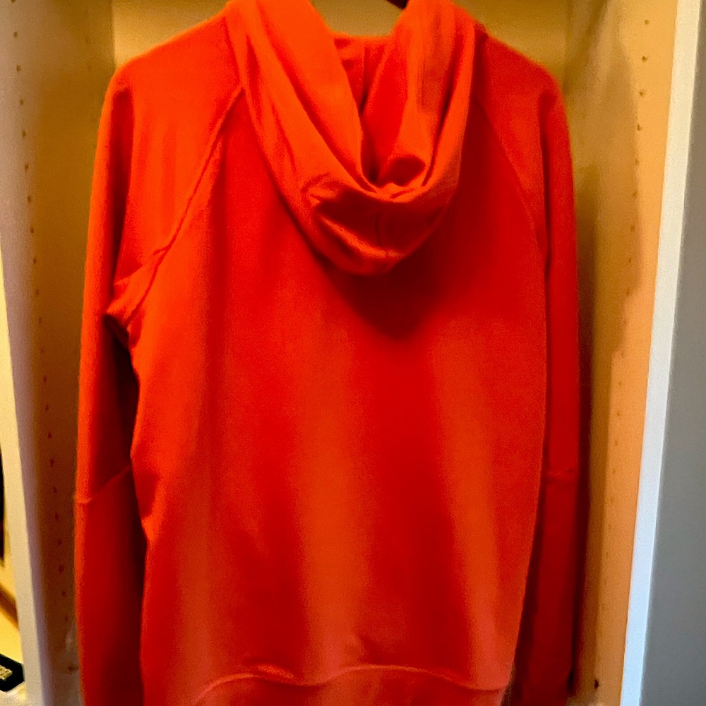 Men's Lululemon Sweatshirt